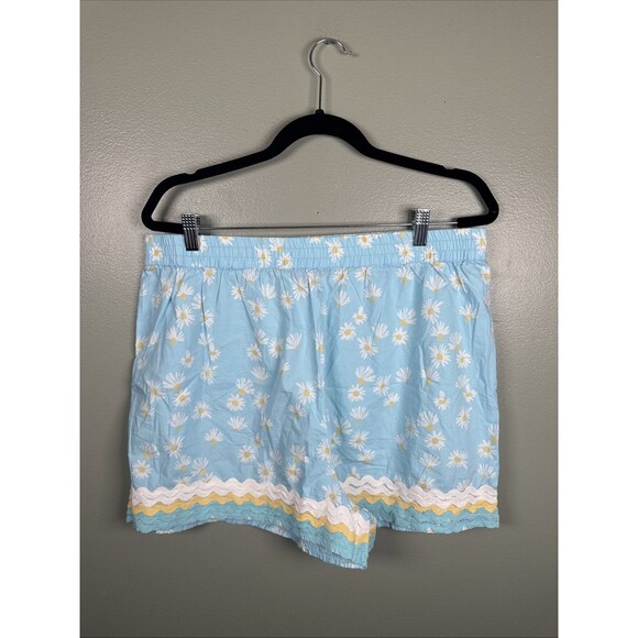 Simply Southern Blue Shorts with‎ White Flowers Ricrac Women's Sz XL -  NEW - Picture 1 of 14